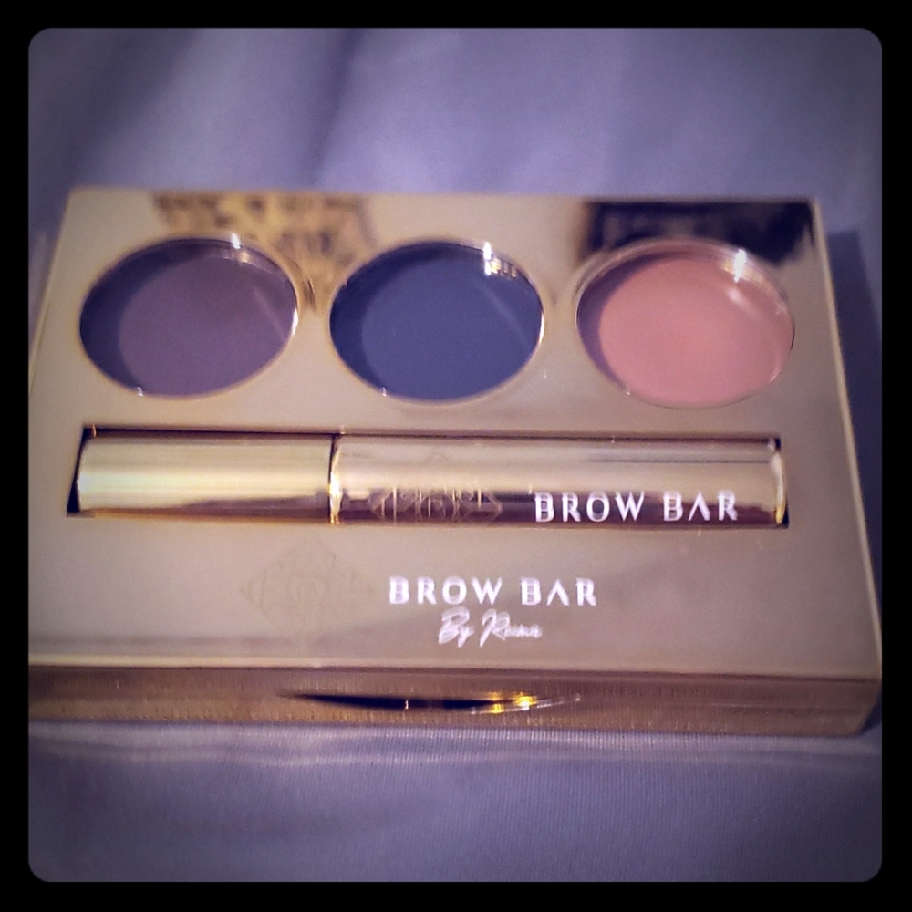 Brow bar makeover kit